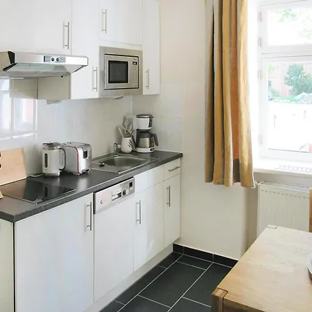 Gutshaus Zicker In Garz Casa de Férias *